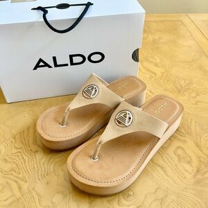 NWT ALDO Roryan Women’s Beige Sandals Size 6